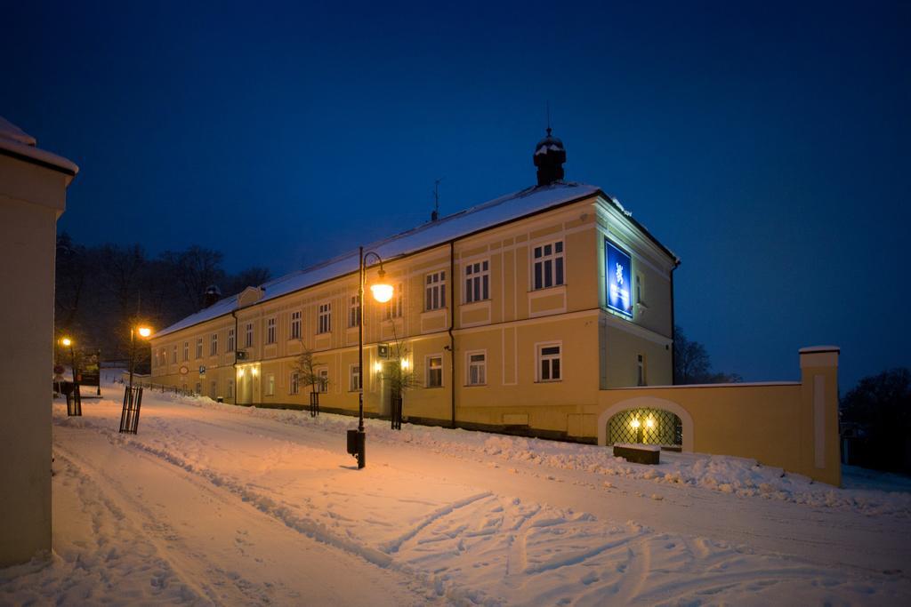 Hotel Pod Zamkem Boskovice Bagian luar foto